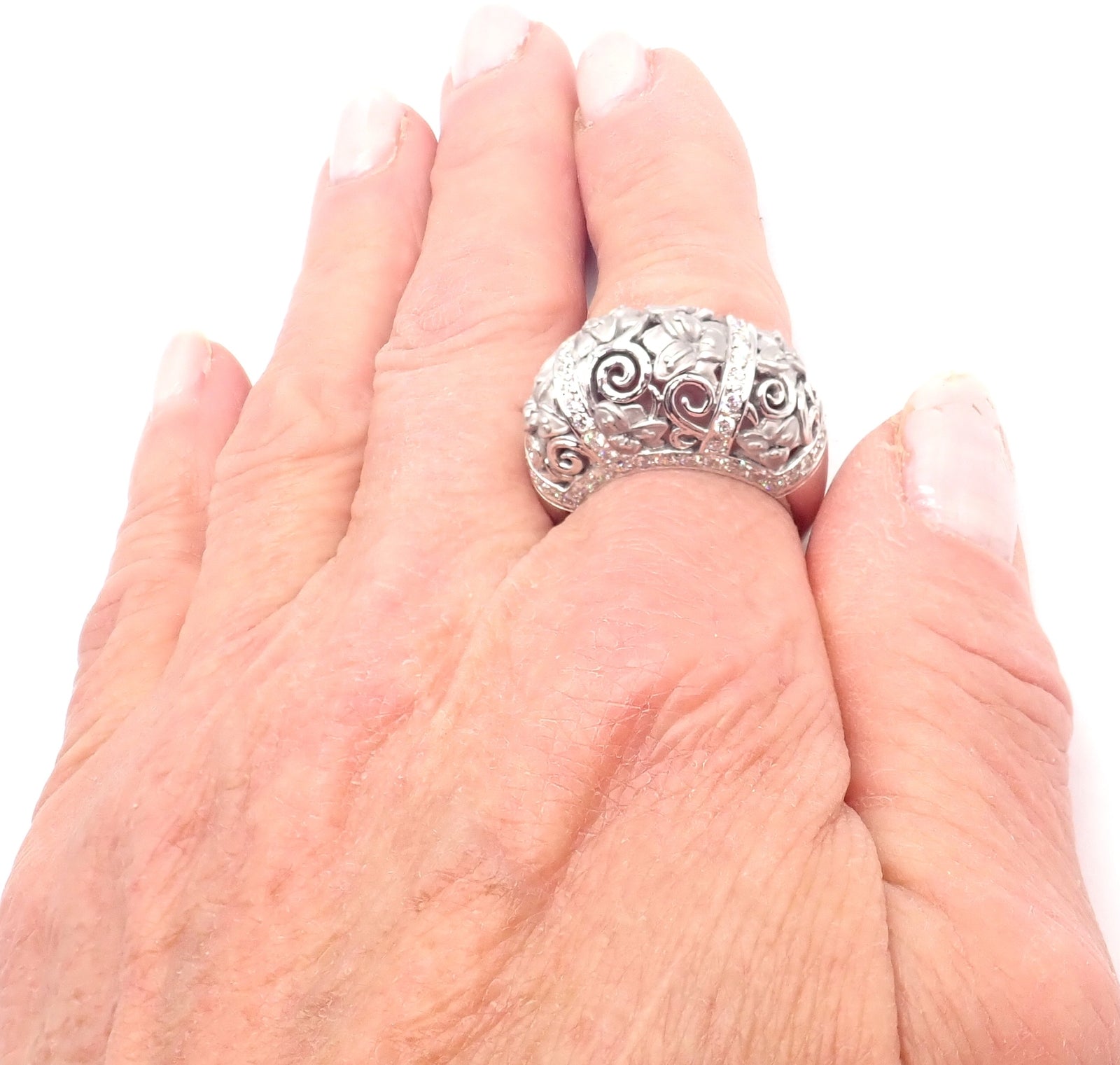 New! Authentic Carrera Y Carrera Taj Mahal 18k White Gold Diamond Ring Cert. | Fortrove