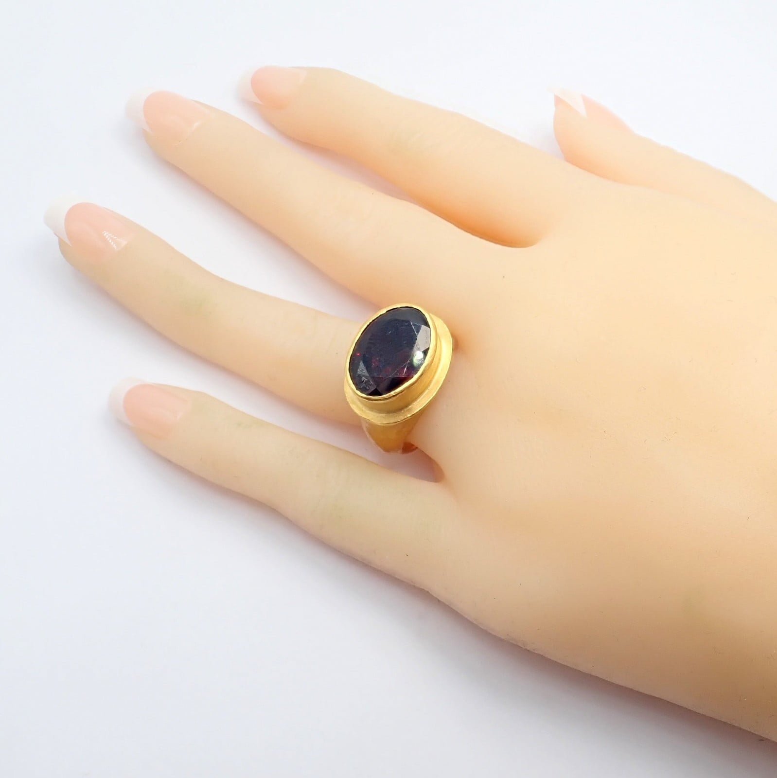 Authentic! Yossi Harari Hammered 24k Yellow Gold Large Garnet Ring sz 7 | Fortrove
