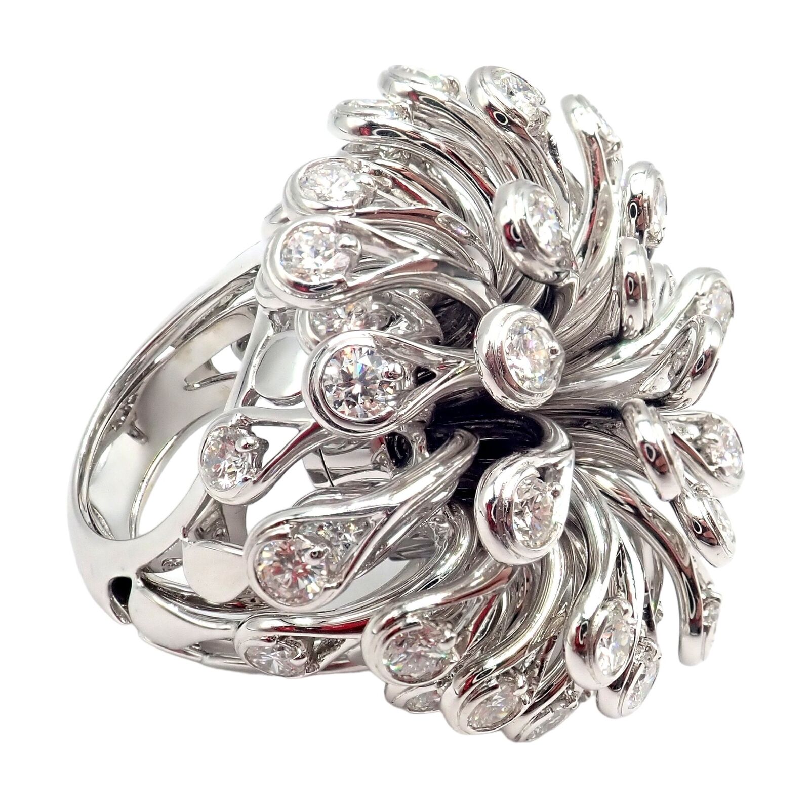 Authentic! Christian Dior 18k White Gold 6.5ct Diamond Large Flower Ring | Fortrove