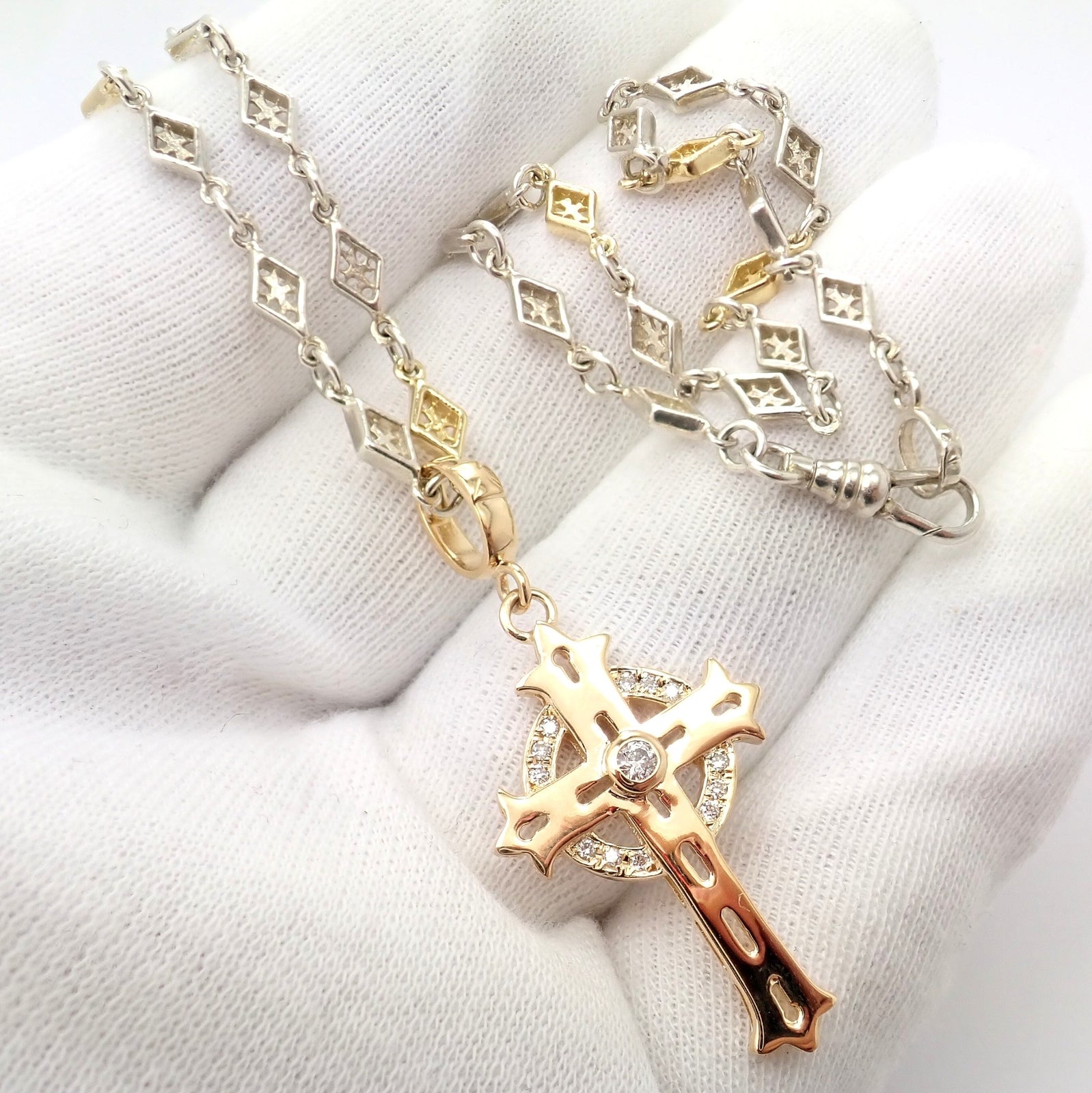 Authentic! Loree Rodkin 18k Yellow Gold + Silver Cross Diamond Necklac