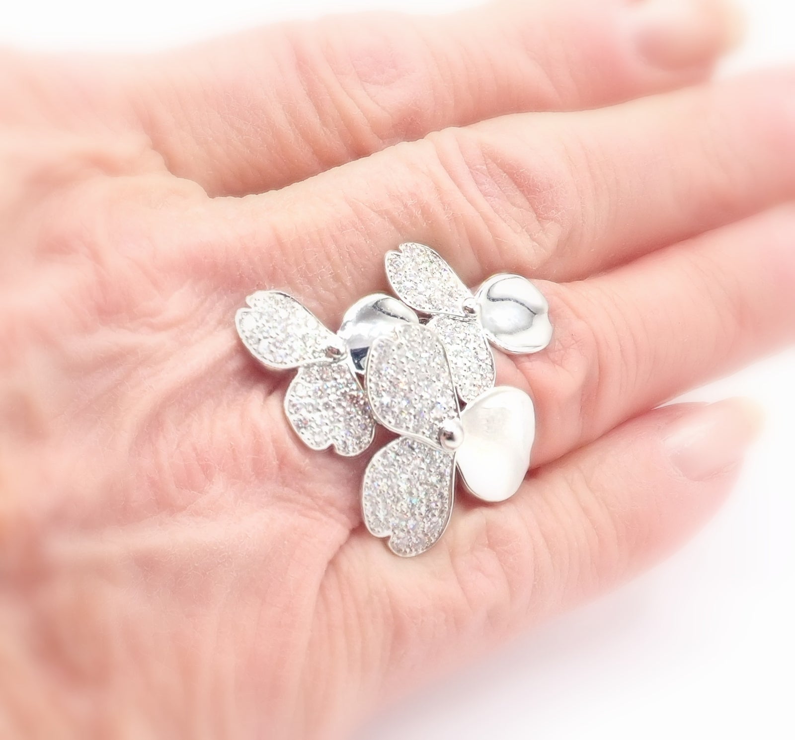 Authentic! Tiffany & Co Paper Flowers Platinum Diamond Large Ring | Fortrove