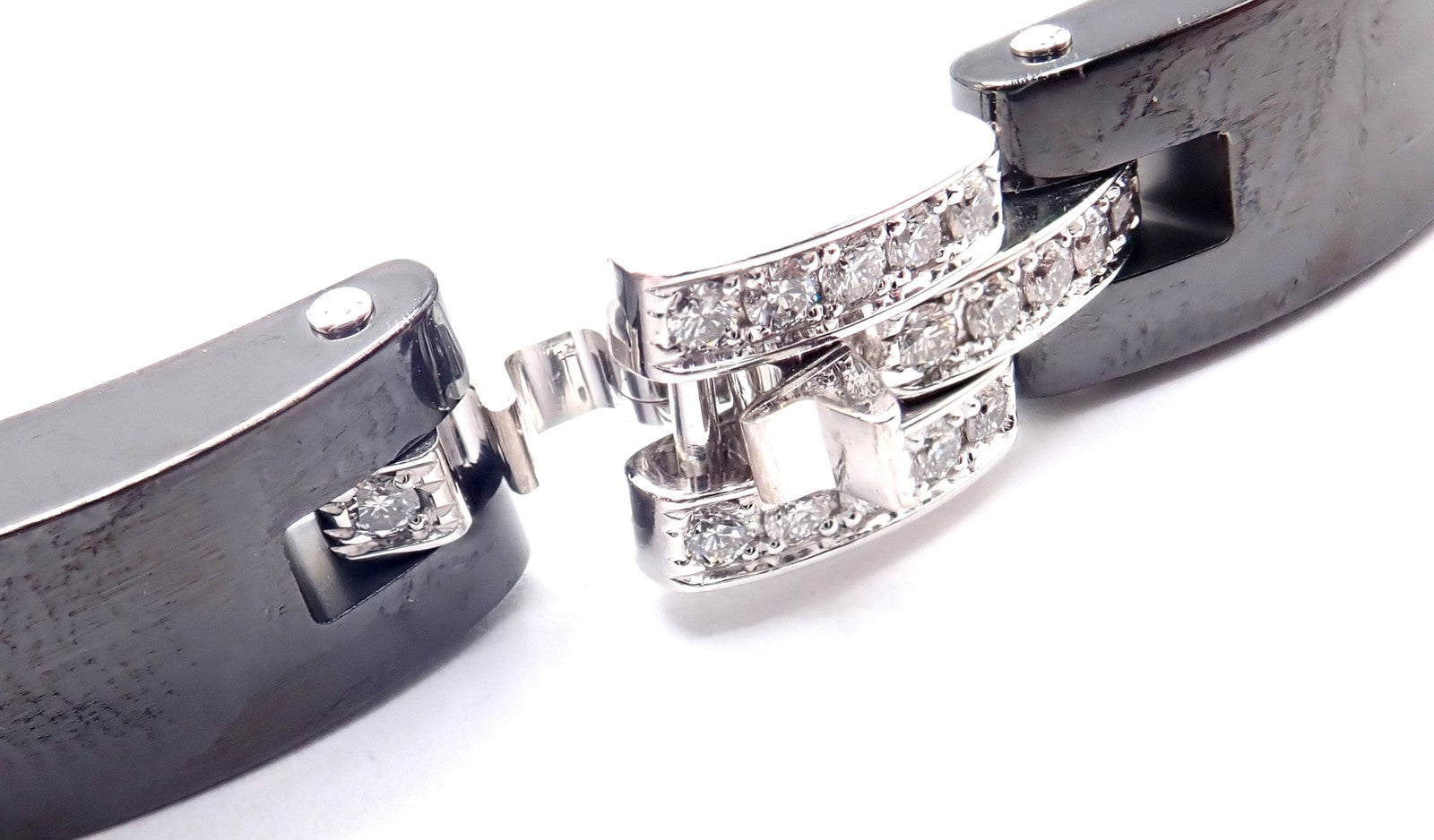 Authentic! Cartier Maillon Panthere 18K White Gold Diamond Ceramic Link Necklace | Fortrove