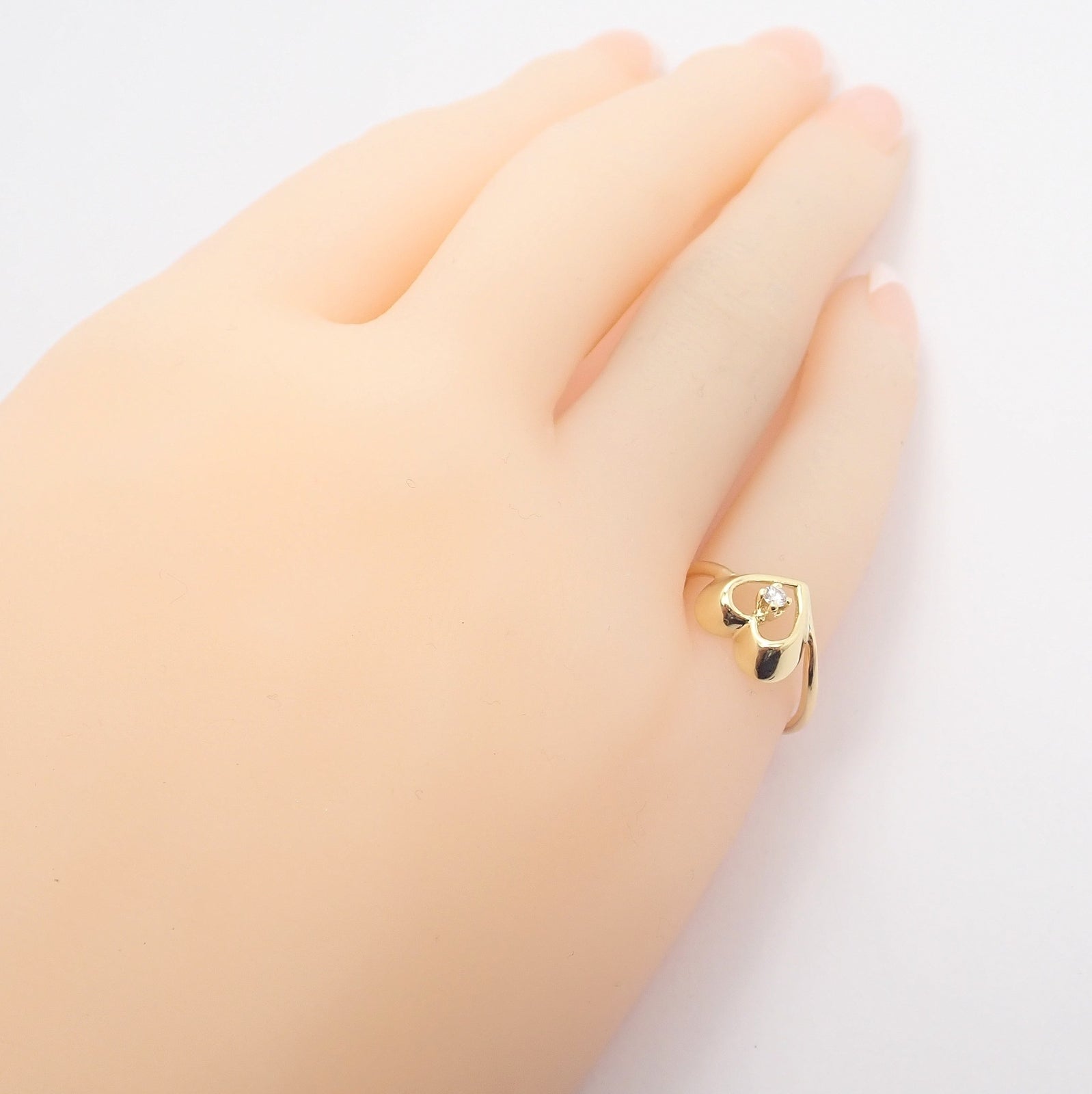 Authentic! Vintage Tiffany & Co 18k Yellow Gold Diamond Heart Ring | Fortrove