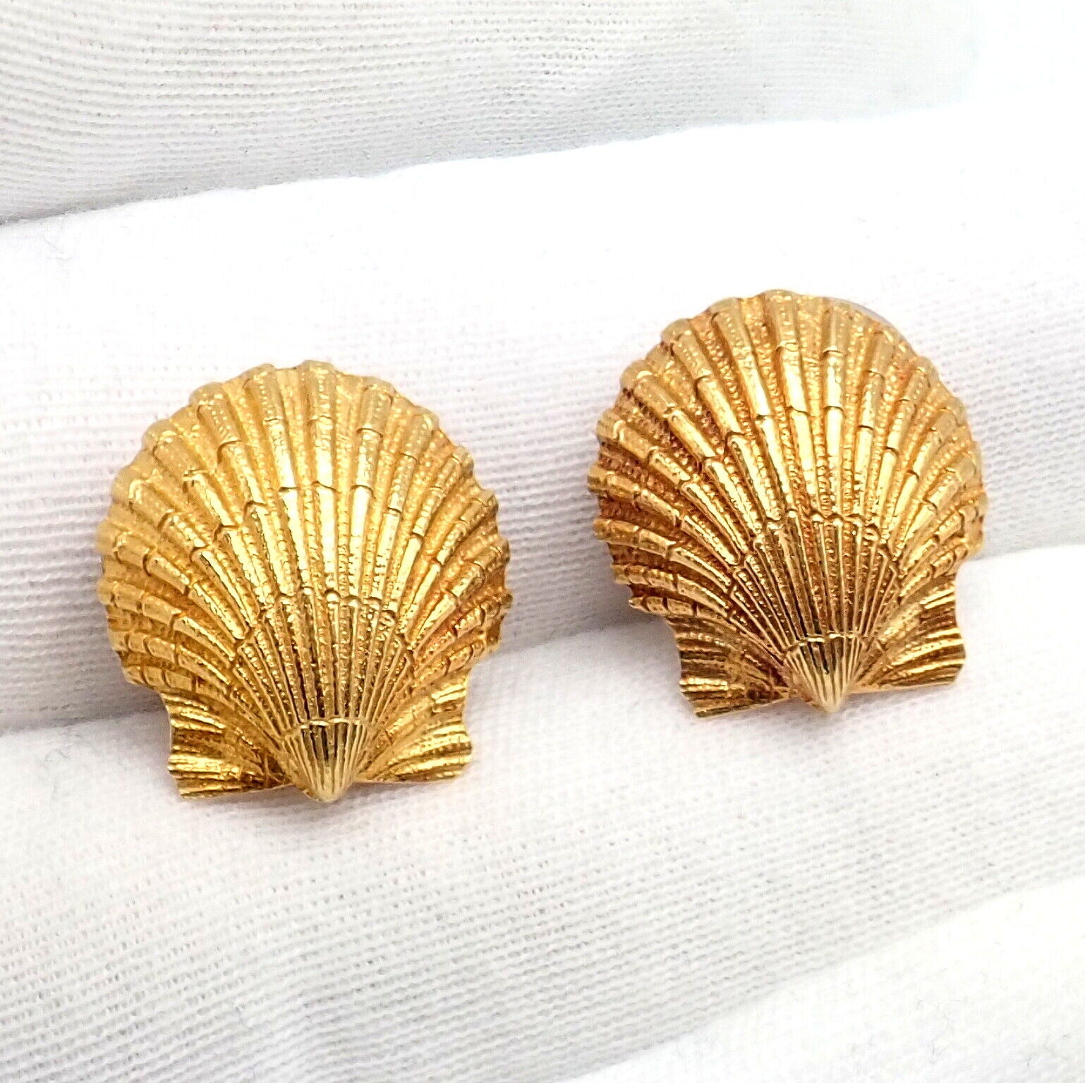 Tiffany & Co. Jewelry & Watches:Fine Jewelry:Earrings Authentic! Vintage Tiffany & Co Schlumberger 18k Yellow Gold Seashell Earrings