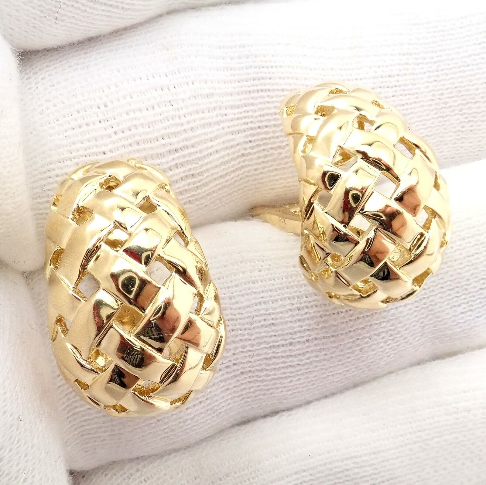 Tiffany & Co. Jewelry & Watches:Fine Jewelry:Earrings Rare! Authentic Tiffany & Co 18k Yellow Gold Vannerie Basket Weave Earrings 1989