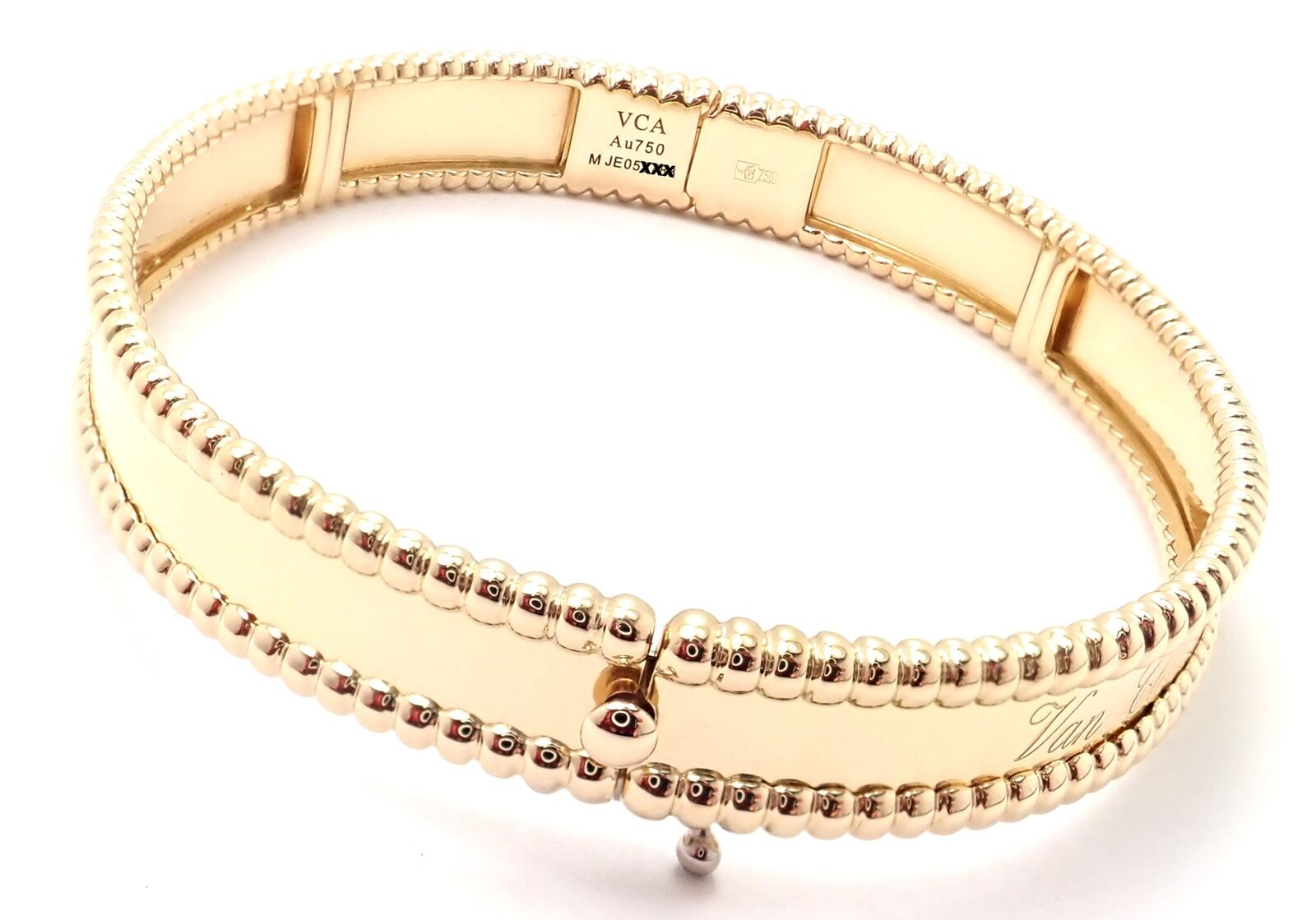 Van Cleef & Arpels Jewelry & Watches:Fine Jewelry:Bracelets & Charms Authentic! Van Cleef & Arpels Perlee 18k Yellow Gold Medium Size Bangle Bracelet