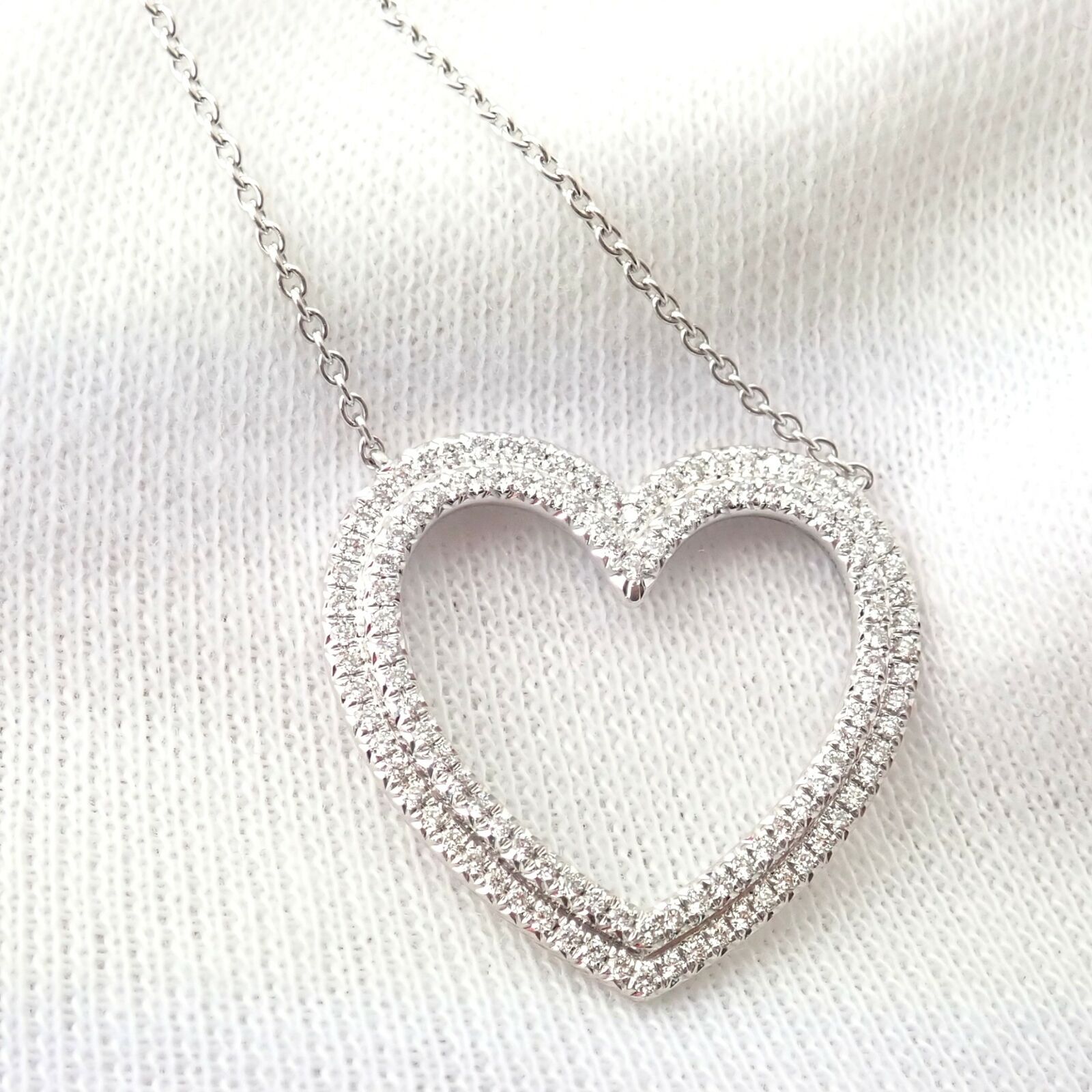 Authentic! Tiffany & Co Platinum Diamond Heart Double Metro Pendant Necklace