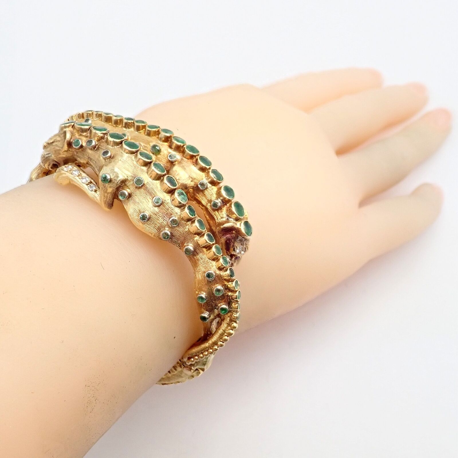 Lalaounis Jewelry & Watches:Vintage & Antique Jewelry:Bracelets & Charms Vintage! Ilias Lalaounis 18k Yellow Gold Emerald Diamond Lioness Bangle Bracelet