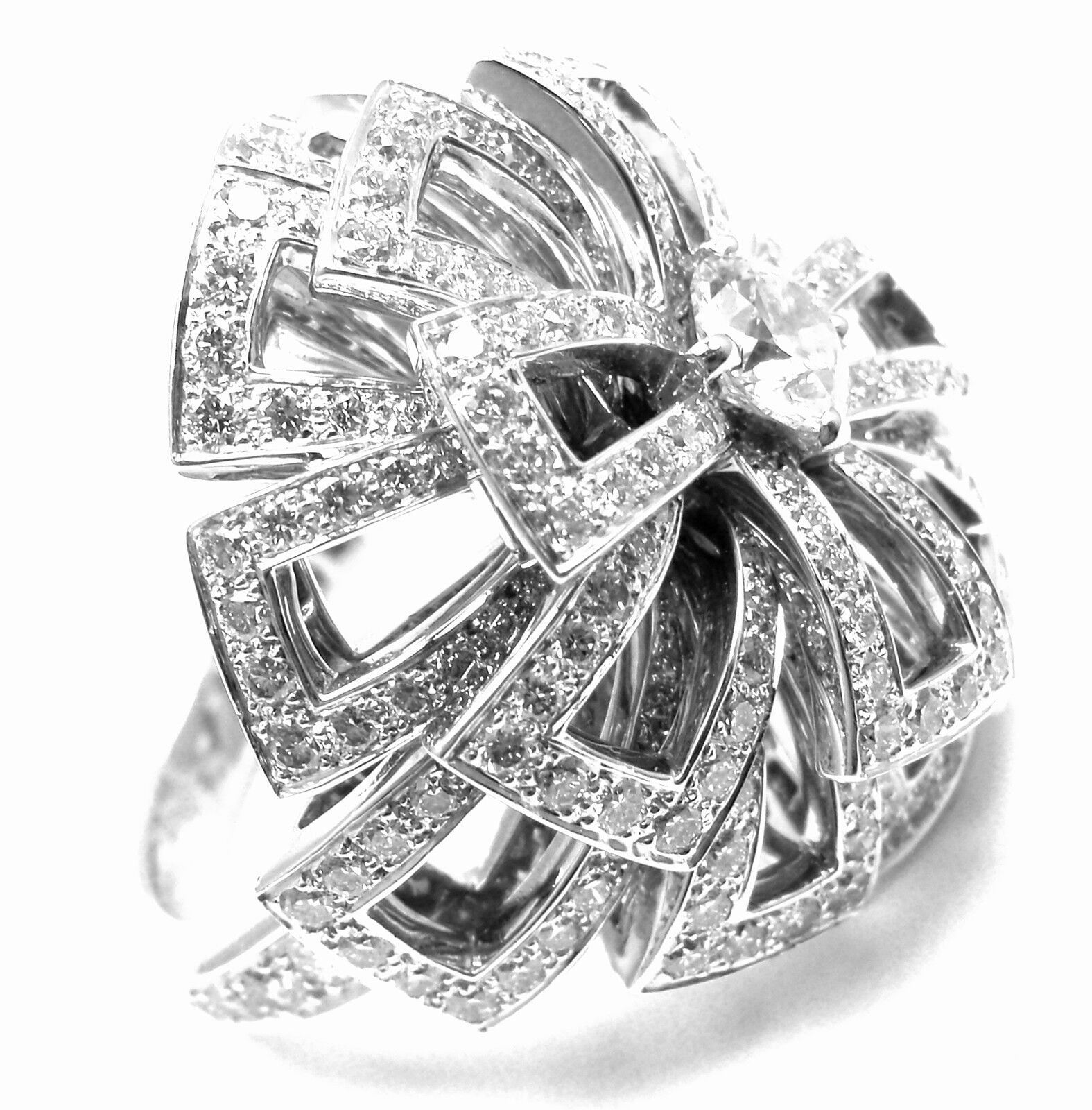 Rare! Authentic Chanel Flower 18K White Gold Diamond Large Ring