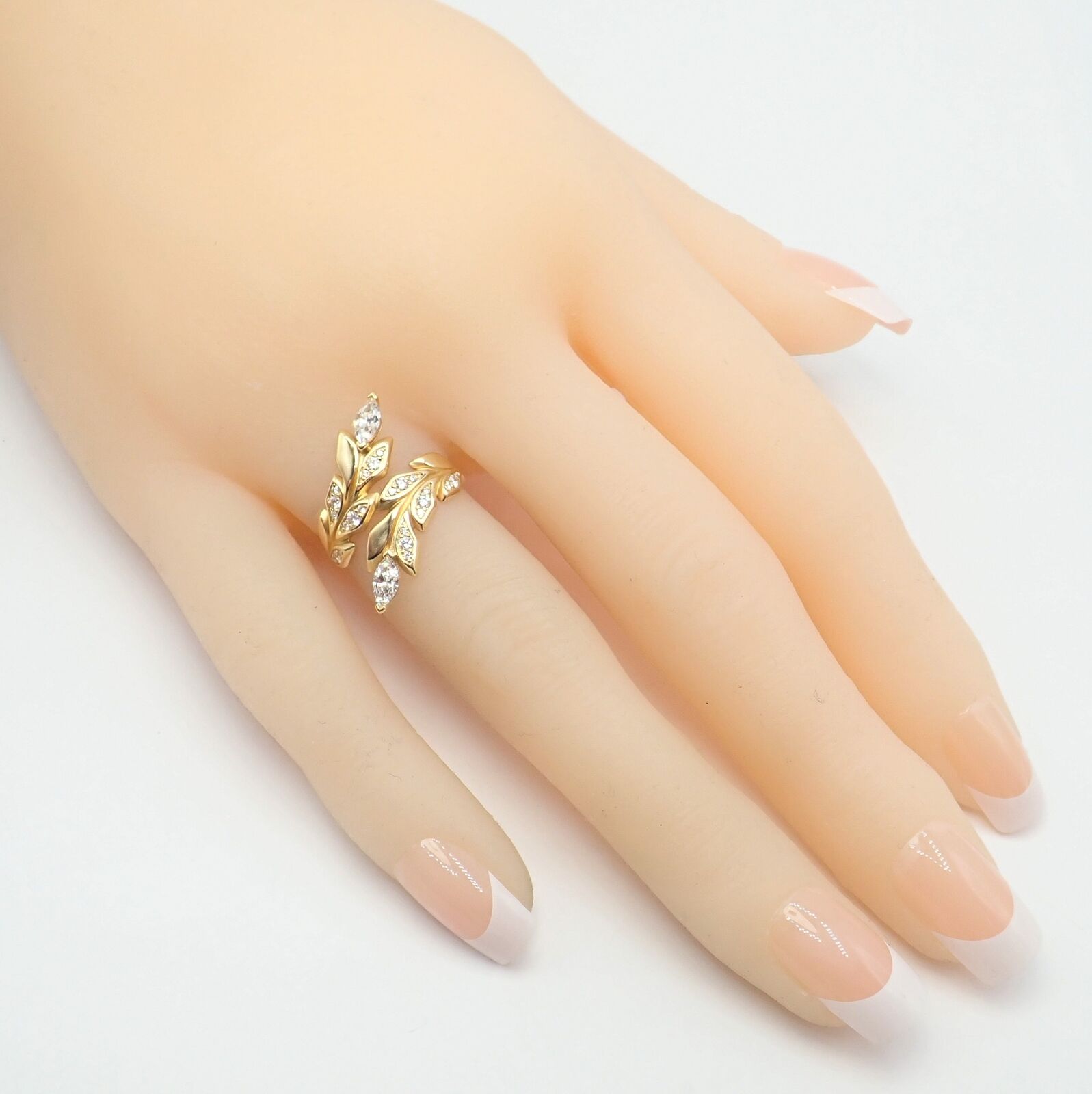 Authentic Tiffany Modern Key Ring 18K Yellow Gold Diamond