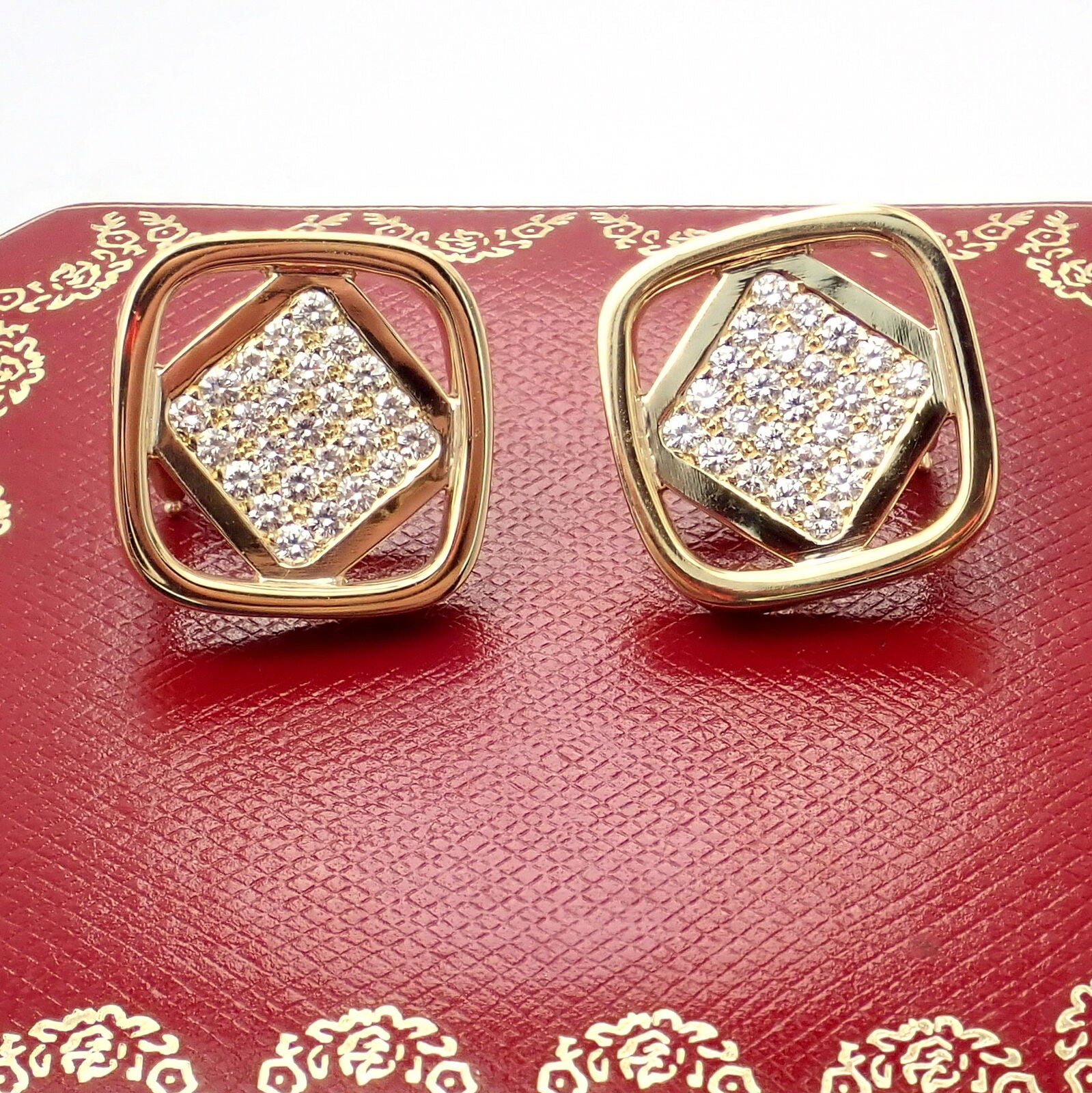 Authentic! Cartier Hindu 18k Yellow Gold Diamond Floral Design Hoop Earrings  | Fortrove