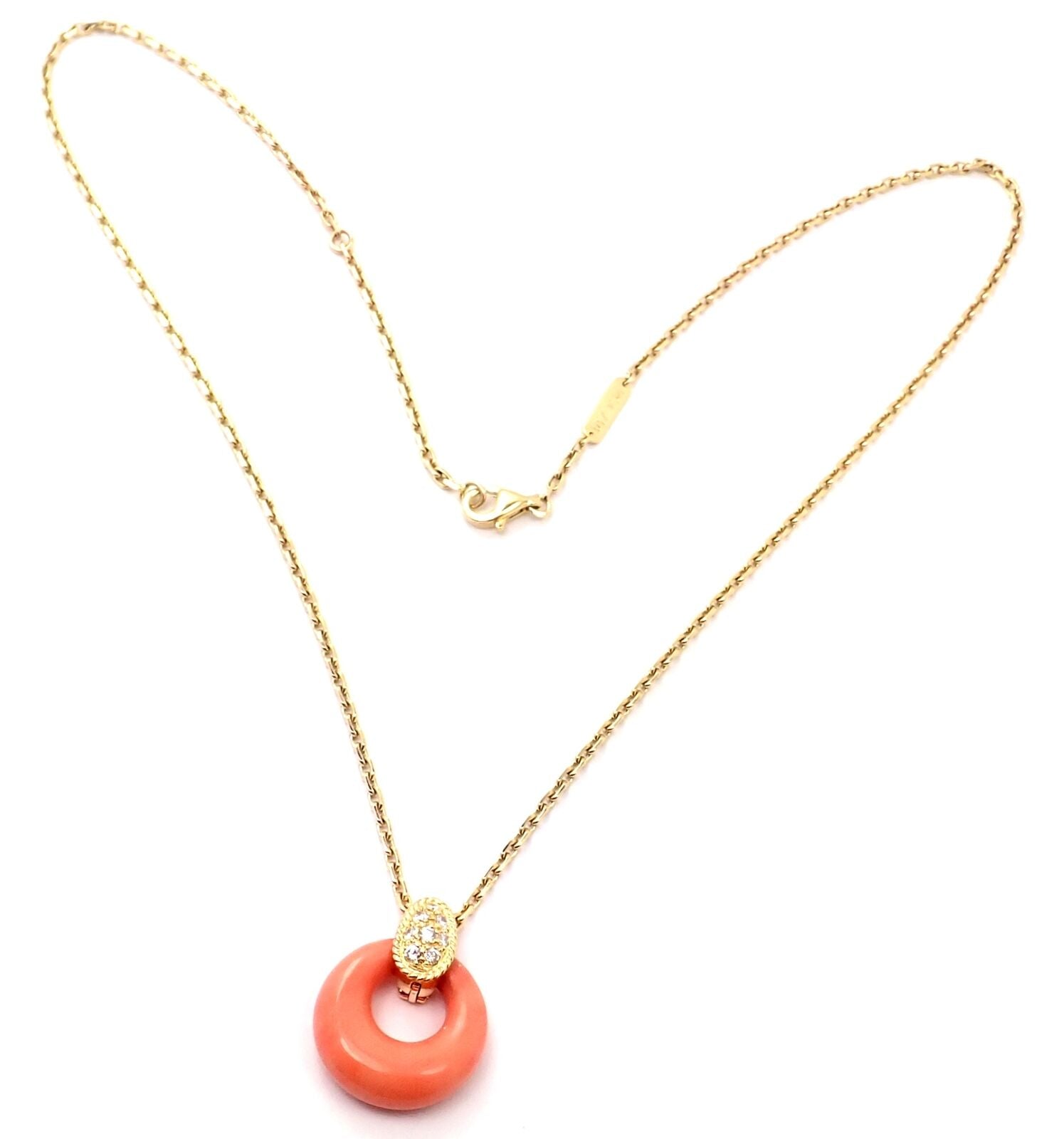 Van cleef and discount arpels coral necklace