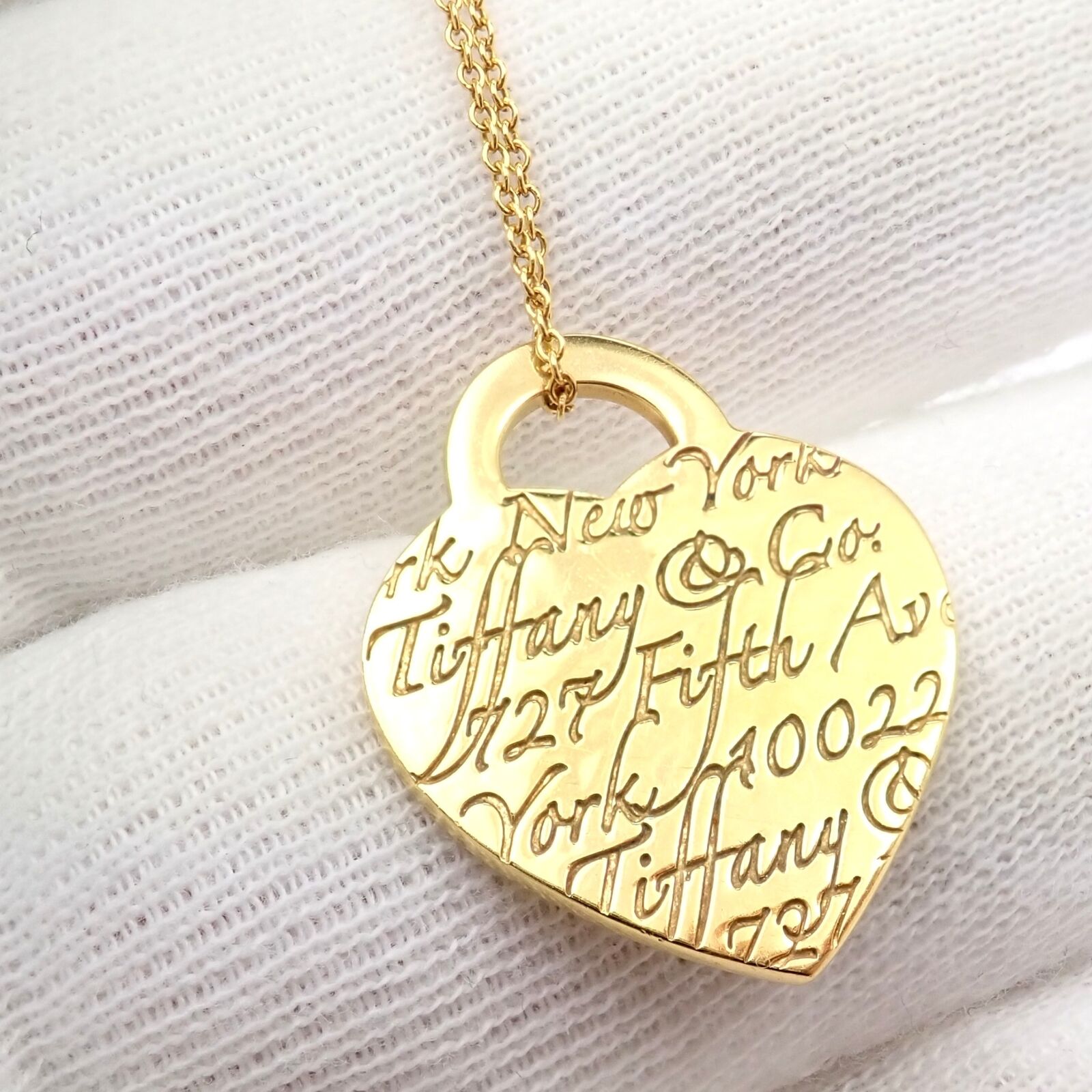 Tiffany & Co. Jewelry & Watches:Fine Jewelry:Necklaces & Pendants Tiffany & Co 18k Yellow Gold Notes Heart New York 5th Ave Pendant Necklace