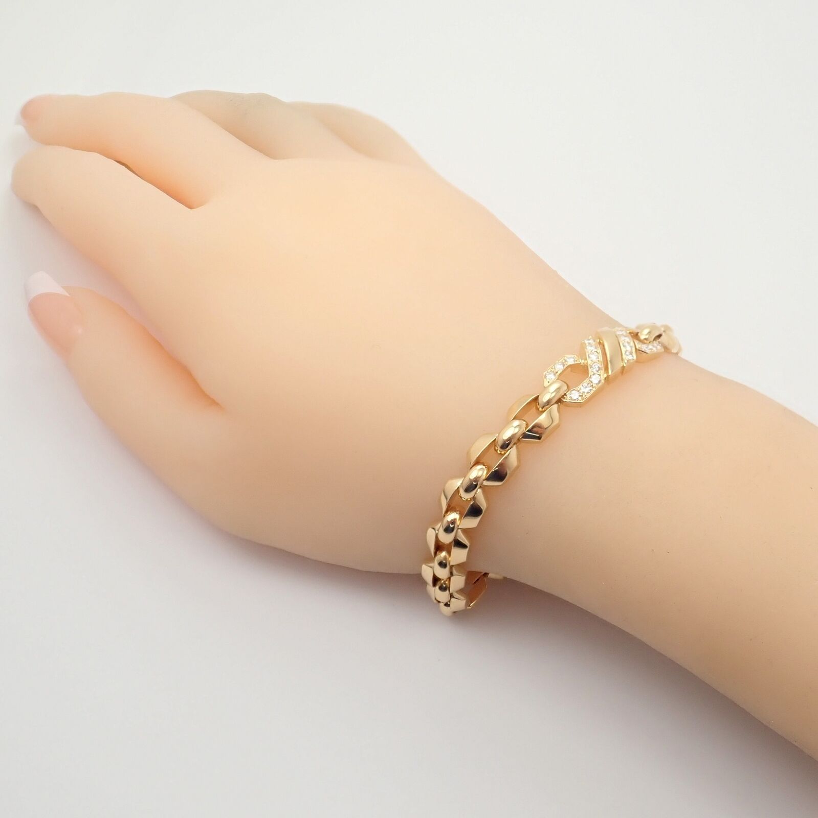 Vintage cartier bracelet with diamonds Outlet