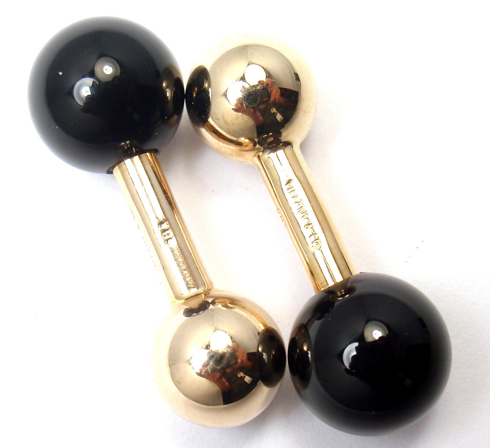 Authentic! Vintage Tiffany & Co 14k Yellow Gold Black Onyx
