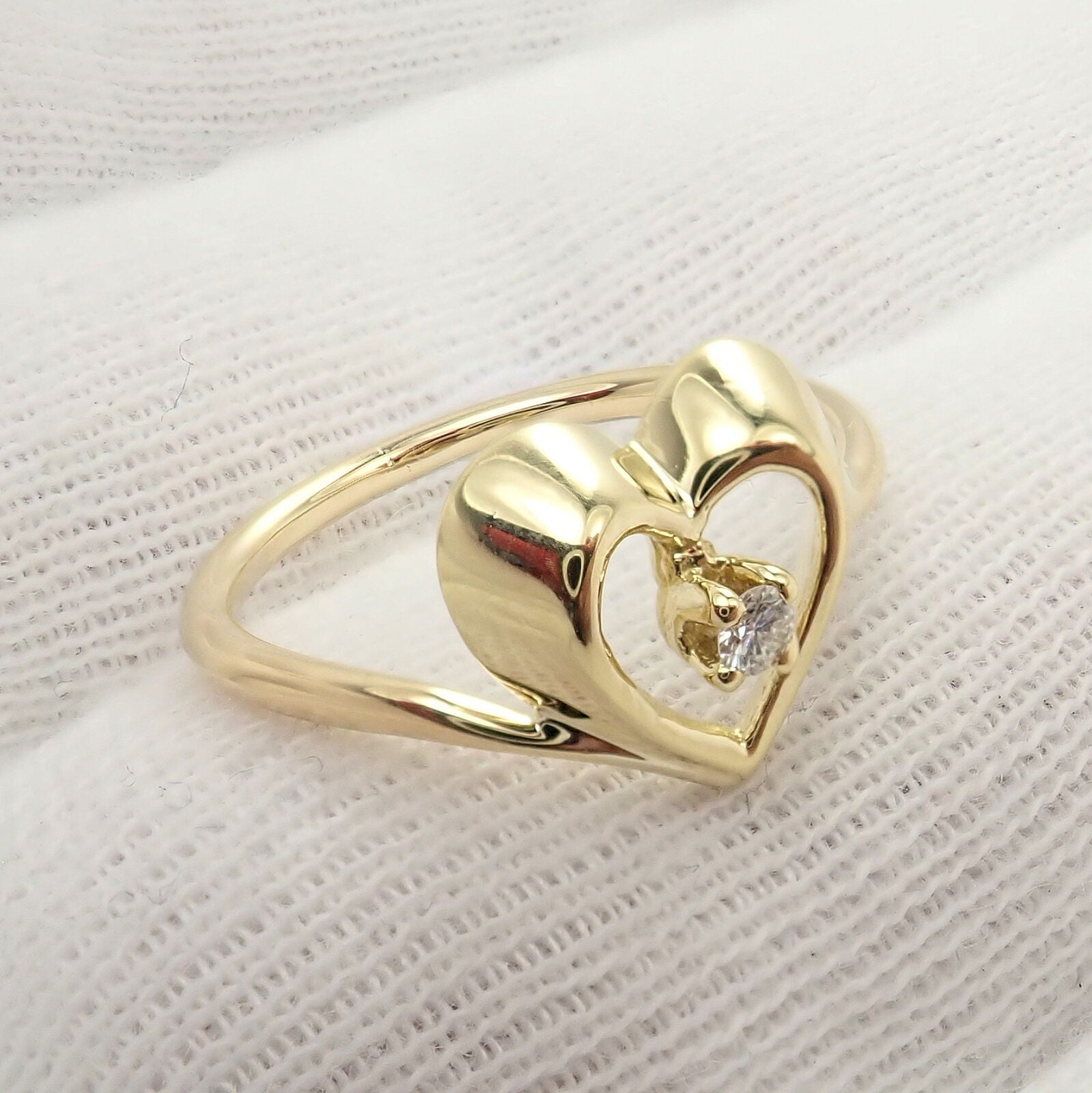 Tiffany & Co. Jewelry & Watches:Fine Jewelry:Rings Authentic! Vintage Tiffany & Co 18k Yellow Gold Diamond Heart Ring