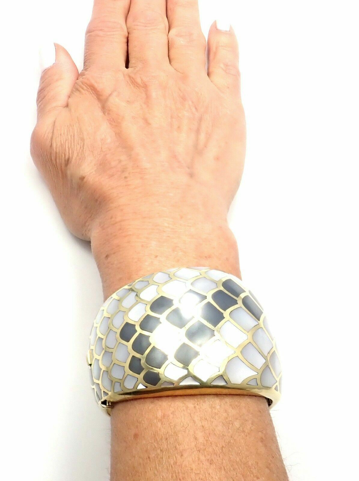 Angela Cummings Jewelry & Watches:Fine Jewelry:Bracelets & Charms Angela Cummings 18k Gold Mother Of Pearl Snakeskin Wide Bangle Bracelet 1984