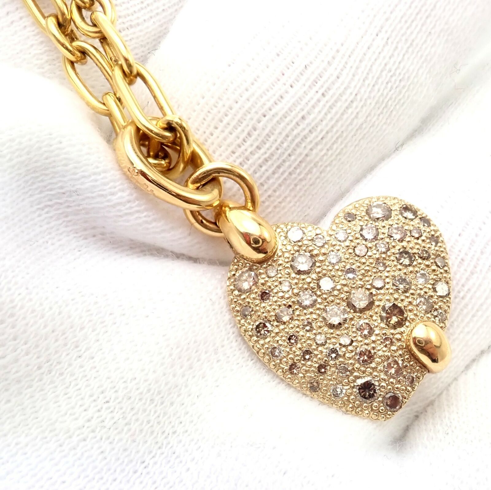 Sabbia Fine Jewelry - Large White Diamond Heart Pendant