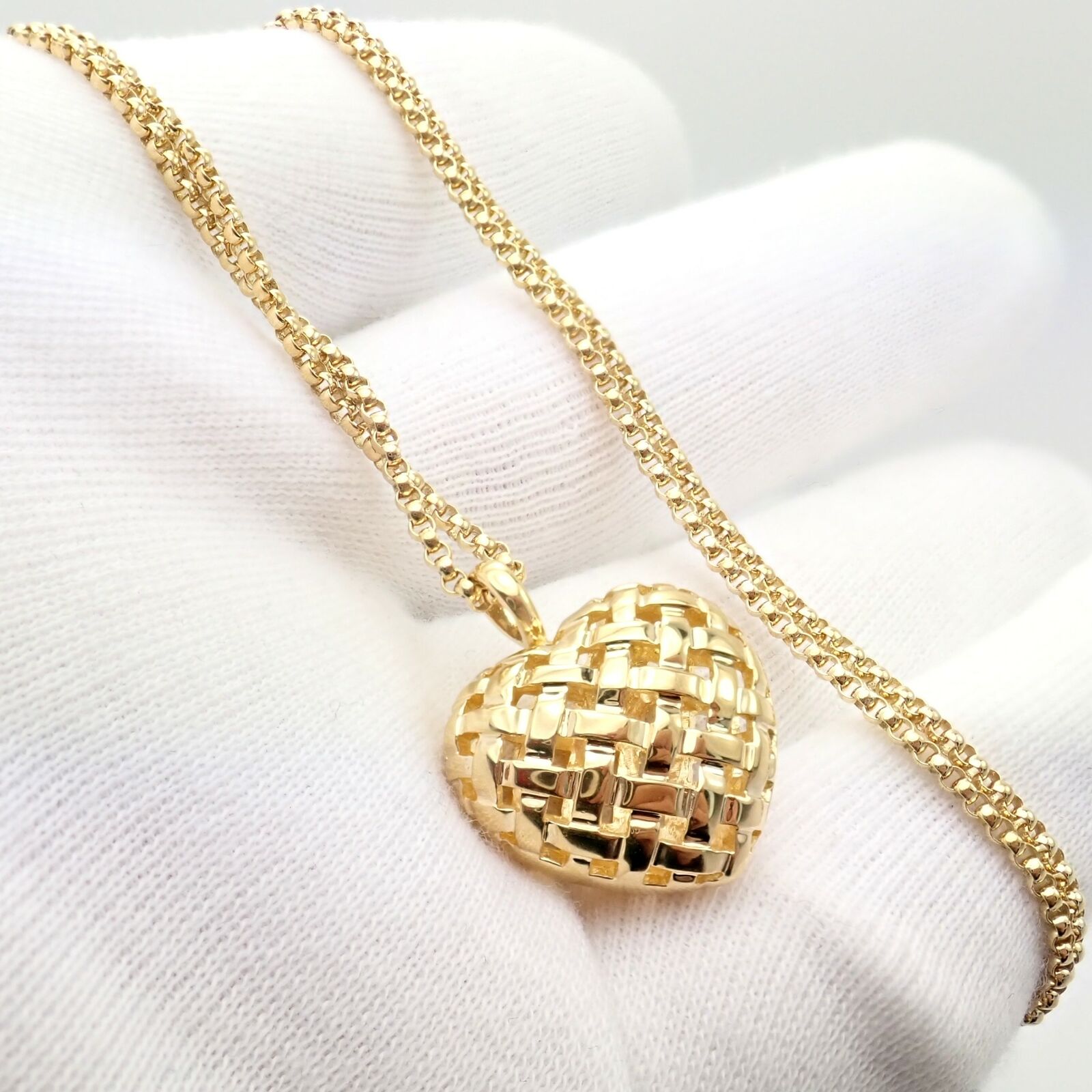 Tiffany & Co. Jewelry & Watches:Fine Jewelry:Necklaces & Pendants Vintage Tiffany & Co 18k Yellow Gold Vannerie Basket Heart Necklace 30" 1996