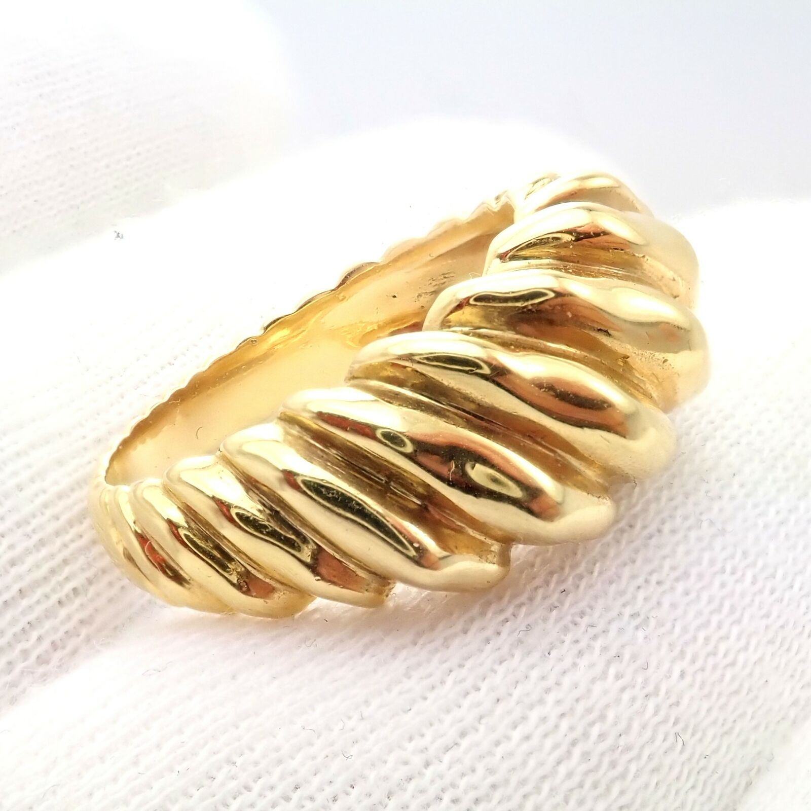 Jean Schlumberger for Tiffany & Co Jewelry & Watches:Fine Jewelry:Rings Rare Authentic! Tiffany & Co Schlumberger 18k Gold Carved Dome Ring sz 9.5 1970s
