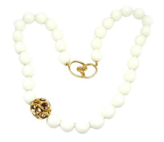 Tiffany & Co. Jewelry & Watches:Fine Jewelry:Necklaces & Pendants Rare! Tiffany & Co. 18k Yellow Gold 12.5mm Dolomite White Bead Necklace 19.5"