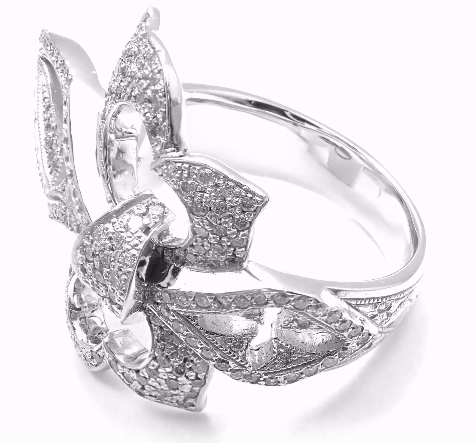 Authentic! Loree Rodkin 18k White Gold Diamond Fleur De Lis Ring