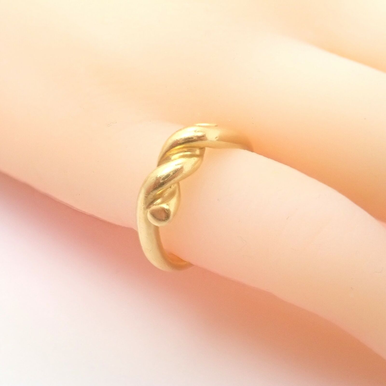 Tiffany & Co. Jewelry & Watches:Fine Jewelry:Rings Tiffany & Co 18k Yellow Gold Knot Ring Sz 6